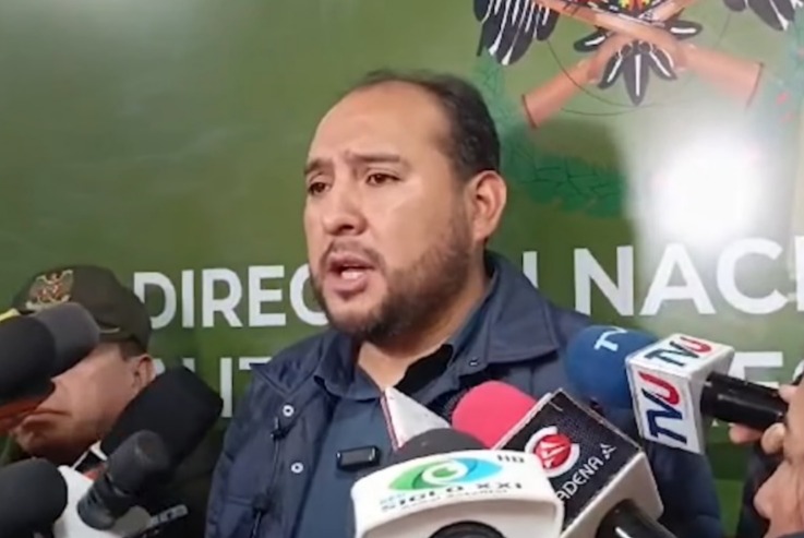 Policía ejecuta operativos y garantiza libre tránsito ante marcha de afines a Evo Morales