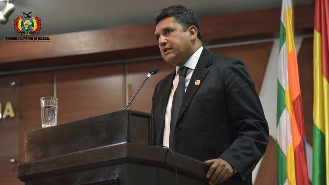 Magistrado del TSJ culpa a legisladores por la crisis judicial y afirma que fallo de prórroga es un derecho válido, vigente y vinculante