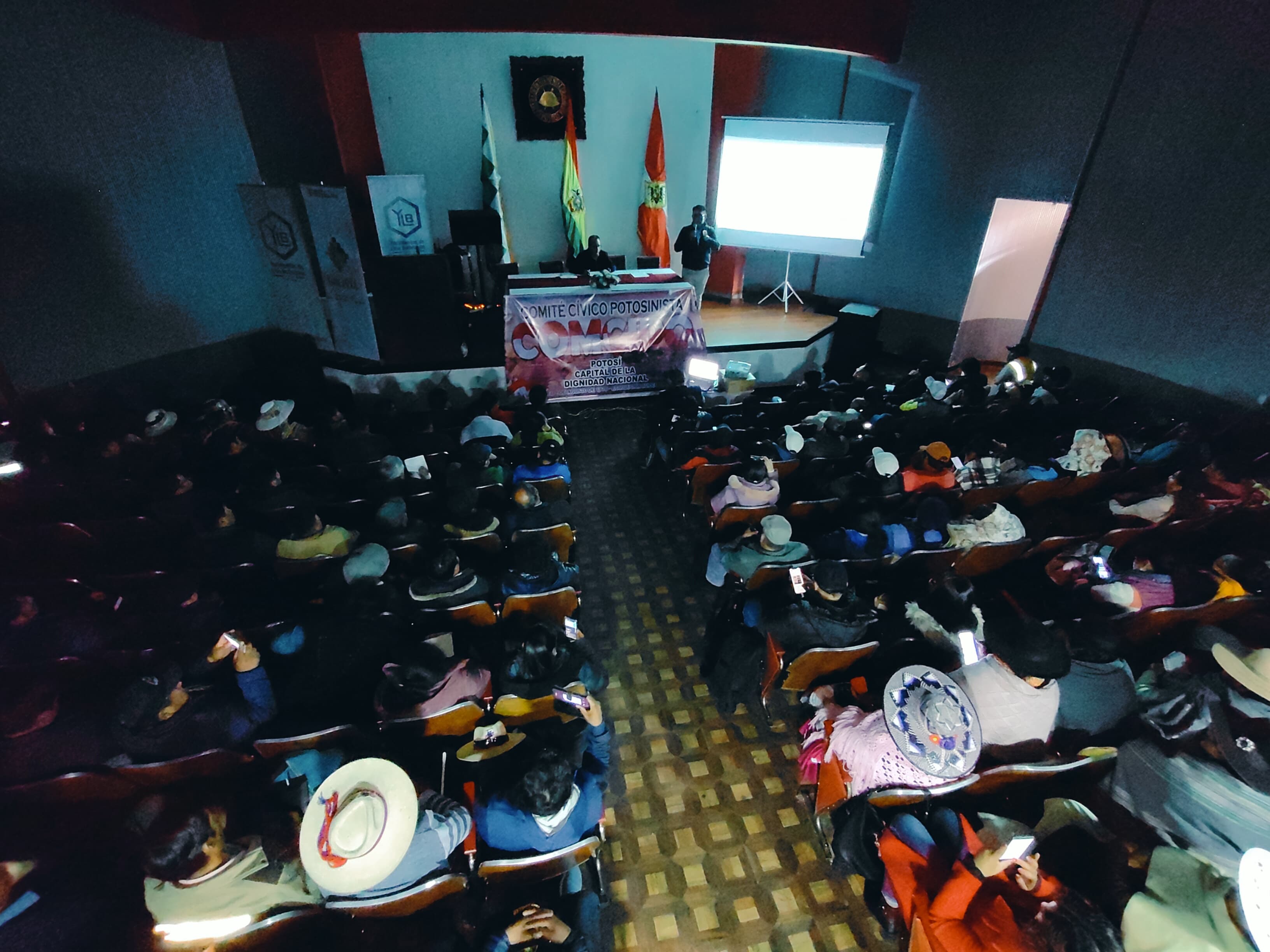 YLB y Comcipo acuerdan mesas técnicas para atender dudas sobre contratos de litio