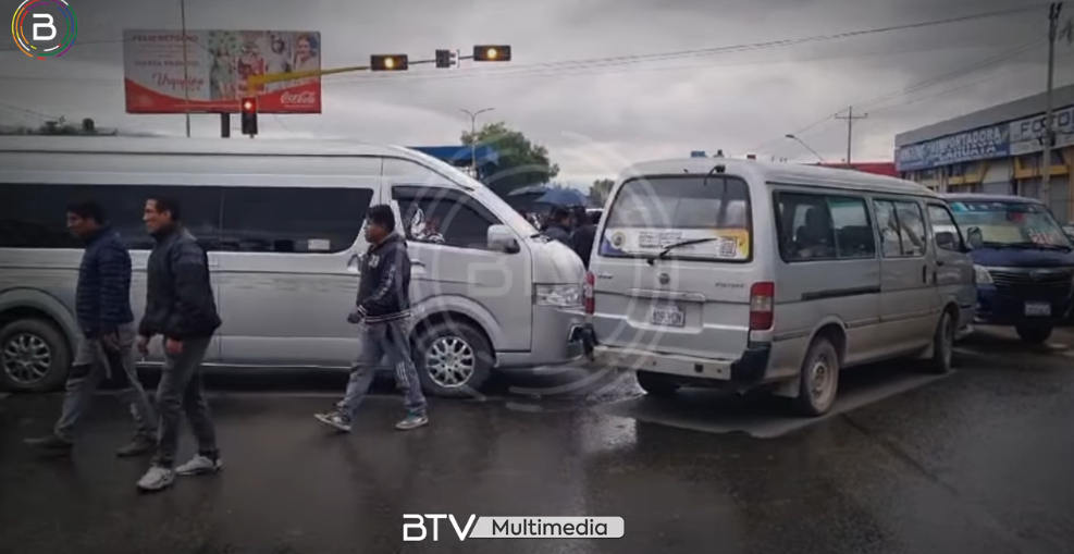 Suspenden viajes de La Paz a Cochabamba y Santa Cruz por bloqueos en Quillacollo
