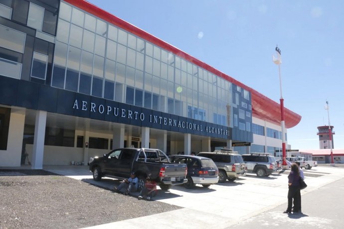Aeropuerto Internacional de Alcantarí, Sucre. Foto: Correo del Sur