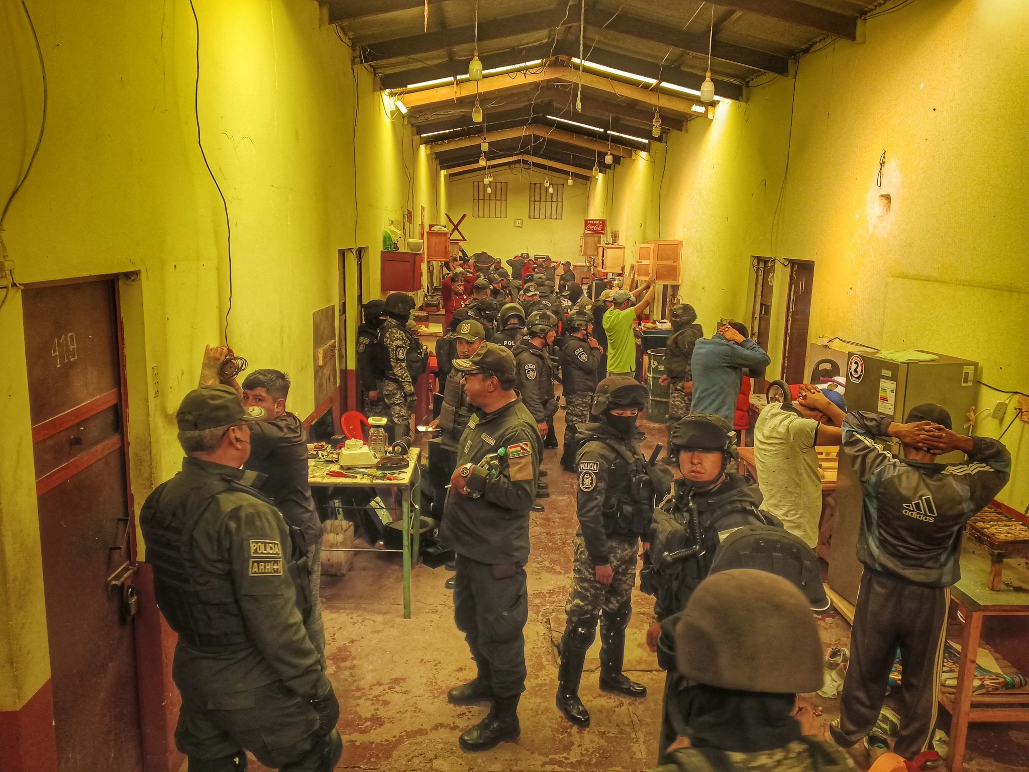 Requisan la cárcel de Chonchocoro y ordenan cambio de todo el personal policial