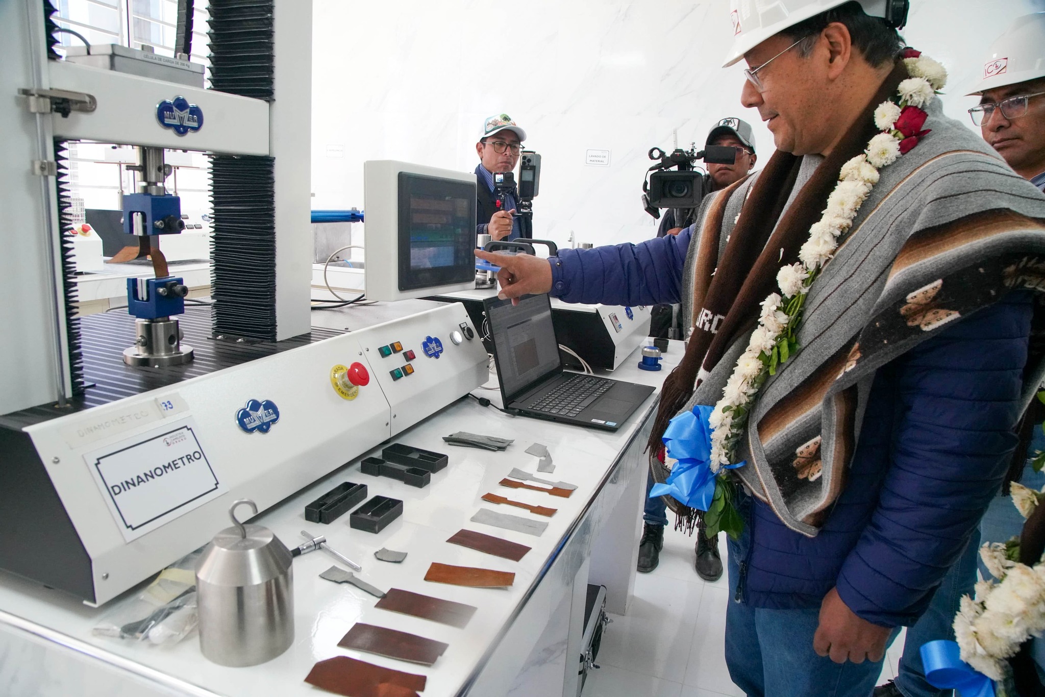 Arce asegura que la eficiencia en su gestión permite la entrega de obras, con poco hacemos más