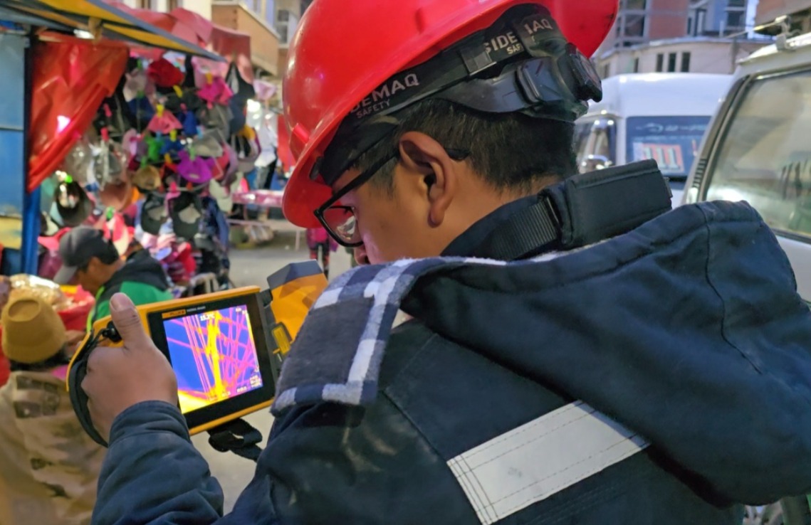 ENDE garantiza suministro eléctrico continuo y confiable durante el Carnaval de Oruro