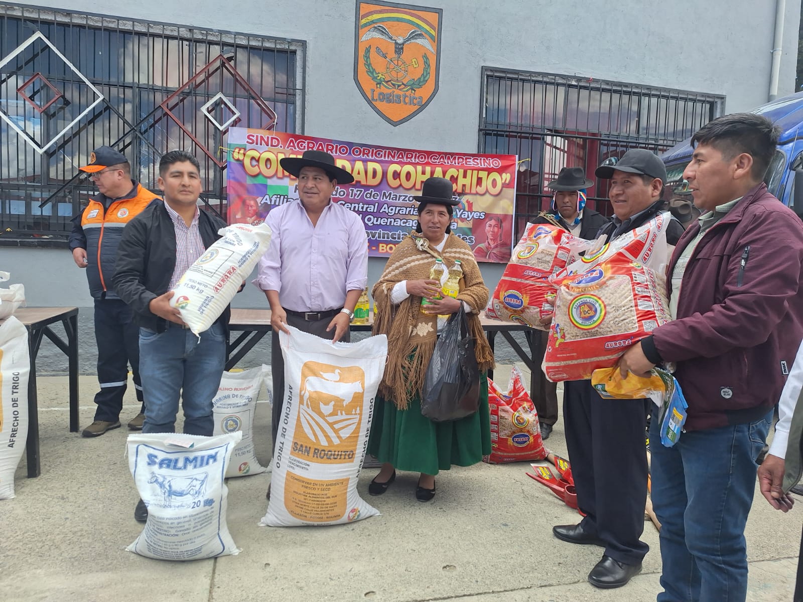 Entregan 336 toneladas de ayuda humanitaria para familias de Pucarani y Quiabaya afectadas por inundaciones y sequías