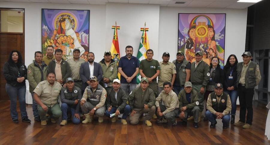 Evalúan propuestas para fortalecer la defensa de áreas protegidas