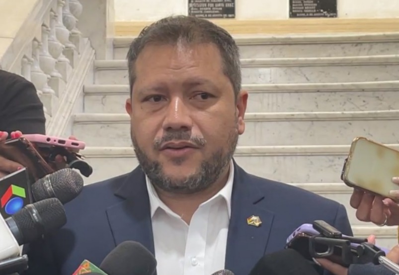 Piden a legisladores realizar criterios técnicos y no políticos para aprobar contratos de YLB con empresas extranjeras