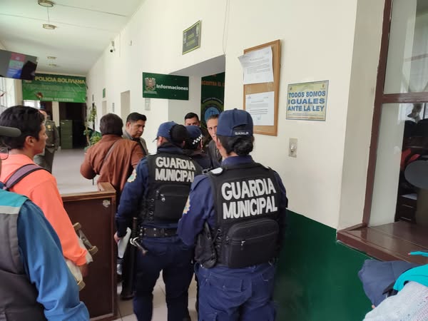 Reprochan instrucción de dirigencia de choferes para que “corra sangre” y presentan cuatro denuncias por lesiones