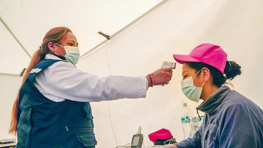 Garantizan 16 brigadas médicas y 10 ambulancias de atención para el sábado de peregrinación en Oruro
