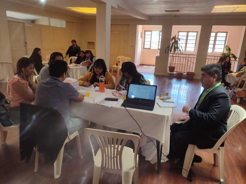 Plantean 5 acuerdos para garantizar restitución del derecho a la familia de menores en centros de acogida en Cochabamba