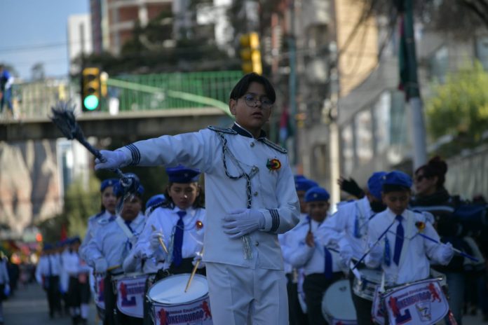 Desfiles escolares por el 16 de Julio iniciarán este viernes en los 9 macrodistritos de La Paz 