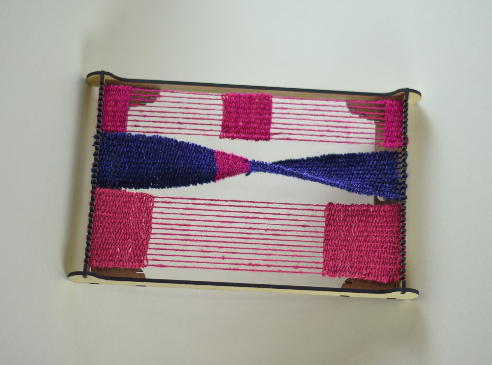 En Oruro se expone “Los hilos y su identidad” que muestra la riqueza textil ancestral de Bolivia