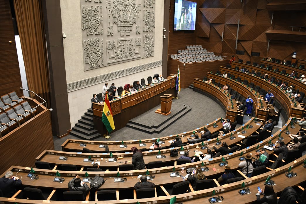 Ejecutivo exige al Legislativo actuar con celeridad en el tratamiento a créditos externos 