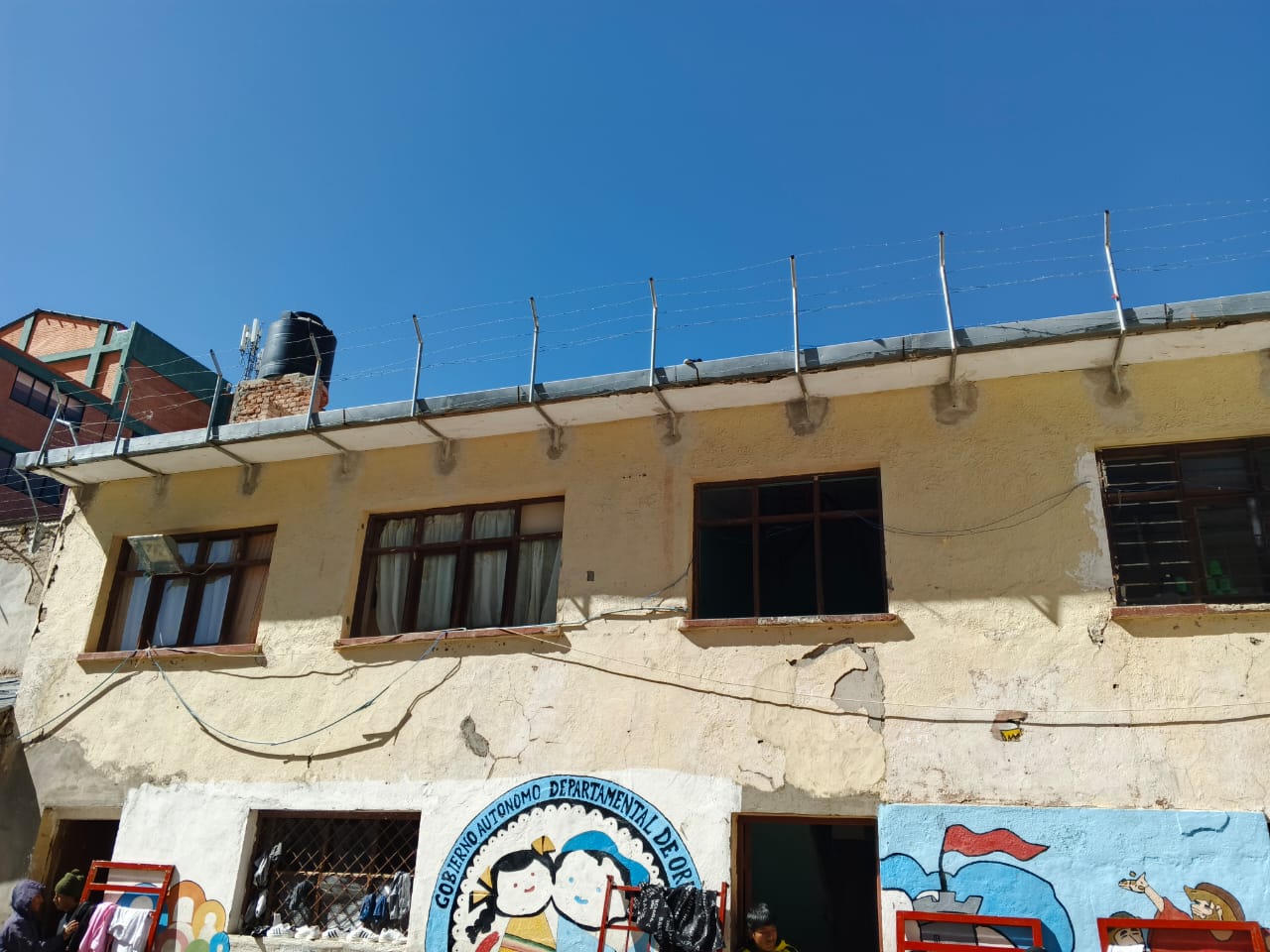 Identifican vulneración de derechos en dos centros de reintegración social de adolescentes en Oruro