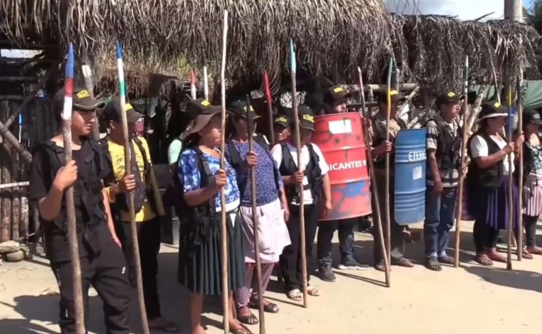 Denuncian que Evo Morales controla 9 manzanos del Chapare con radicales que portan armas de guerra