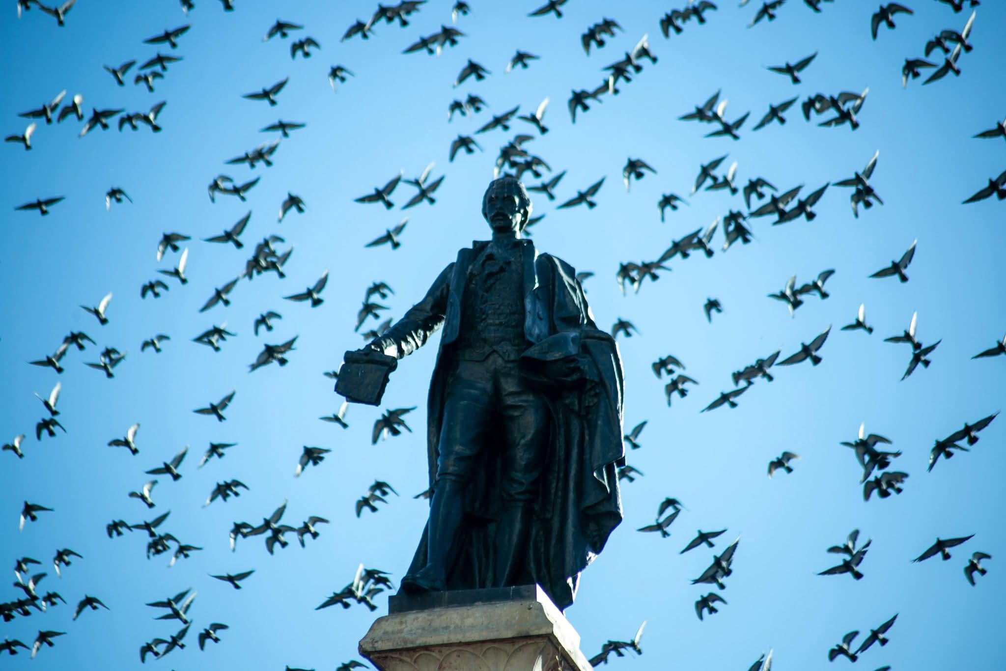 Invertirán más de $us 38 millones en 23 nuevos proyectos eléctricos para beneficiar a 18 municipios de La Paz