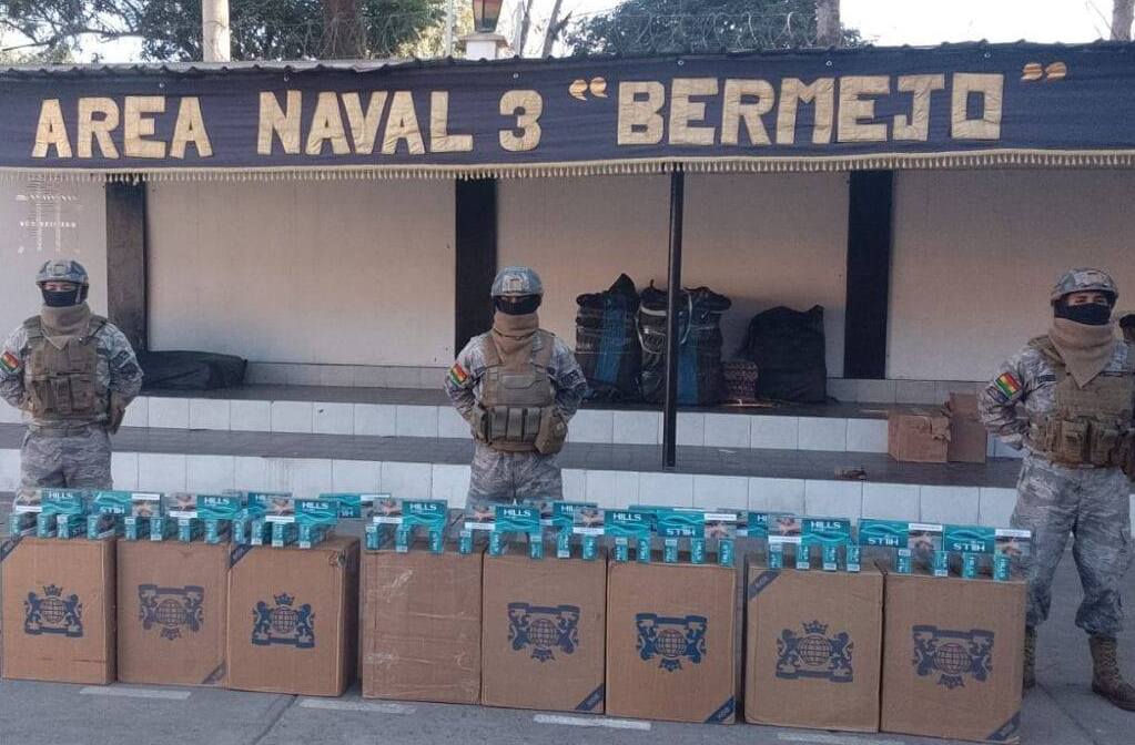Decomisan ropa usada y cigarrillos de contrabando en Bermejo valuados en más de Bs 200.000