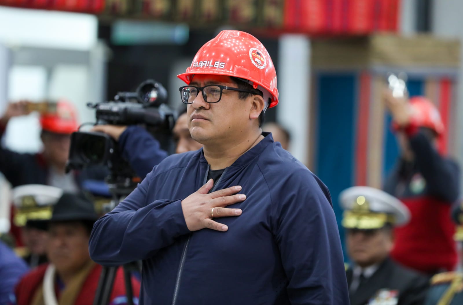 Arce posesiona a Víctor Quispe Ticona como nuevo Ministro de Trabajo 