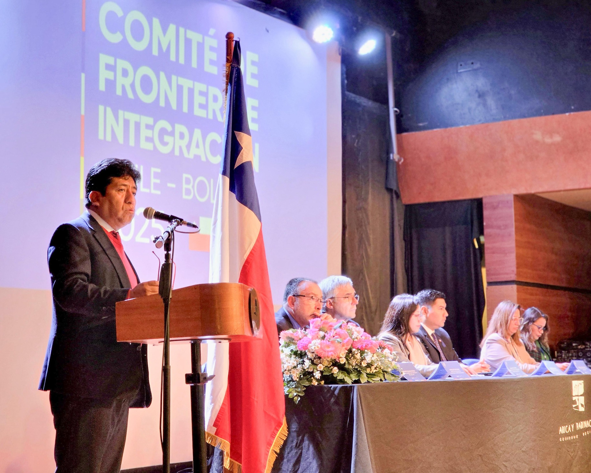 Bolivia y Chile hablan de reactivar el ferrocarril Charaña-La Paz