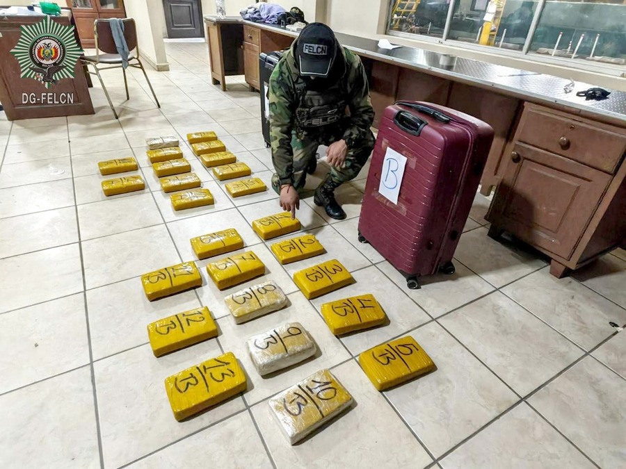 Secuestran marihuana camuflada en maletas con destino a Santa Cruz
