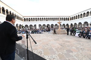 Presidente asegura que Bolivia no se rinde ante discursos de odio