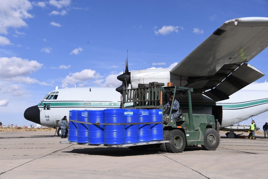 Llegan primeras 15 toneladas del aceite "Sabor Casero" para La Paz, se venderá en ferias móviles