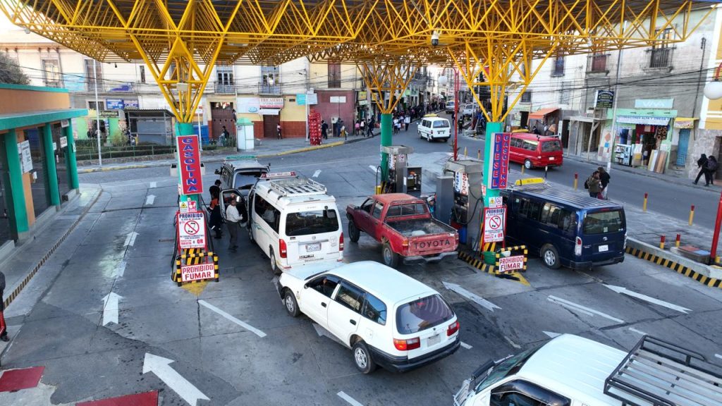 Hidrocarburos garantiza trabajo continuo y despachos dominicales para provisión de combustible