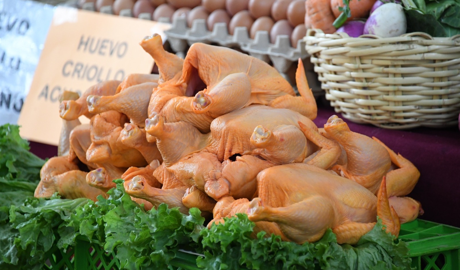Kilo de pollo se comercializa en Bs 28 en mercados de La Paz y a 24,50 en Oruro