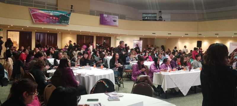 Mujeres se organizan e inician “foros políticos” con miras a las elecciones generales 2025