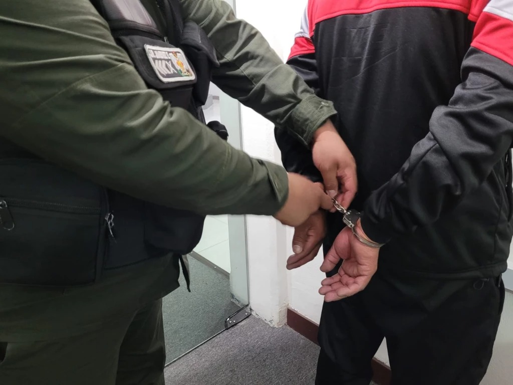 Aprehenden a un hombre por infanticidio de una niña de 2 años en Santa Cruz 