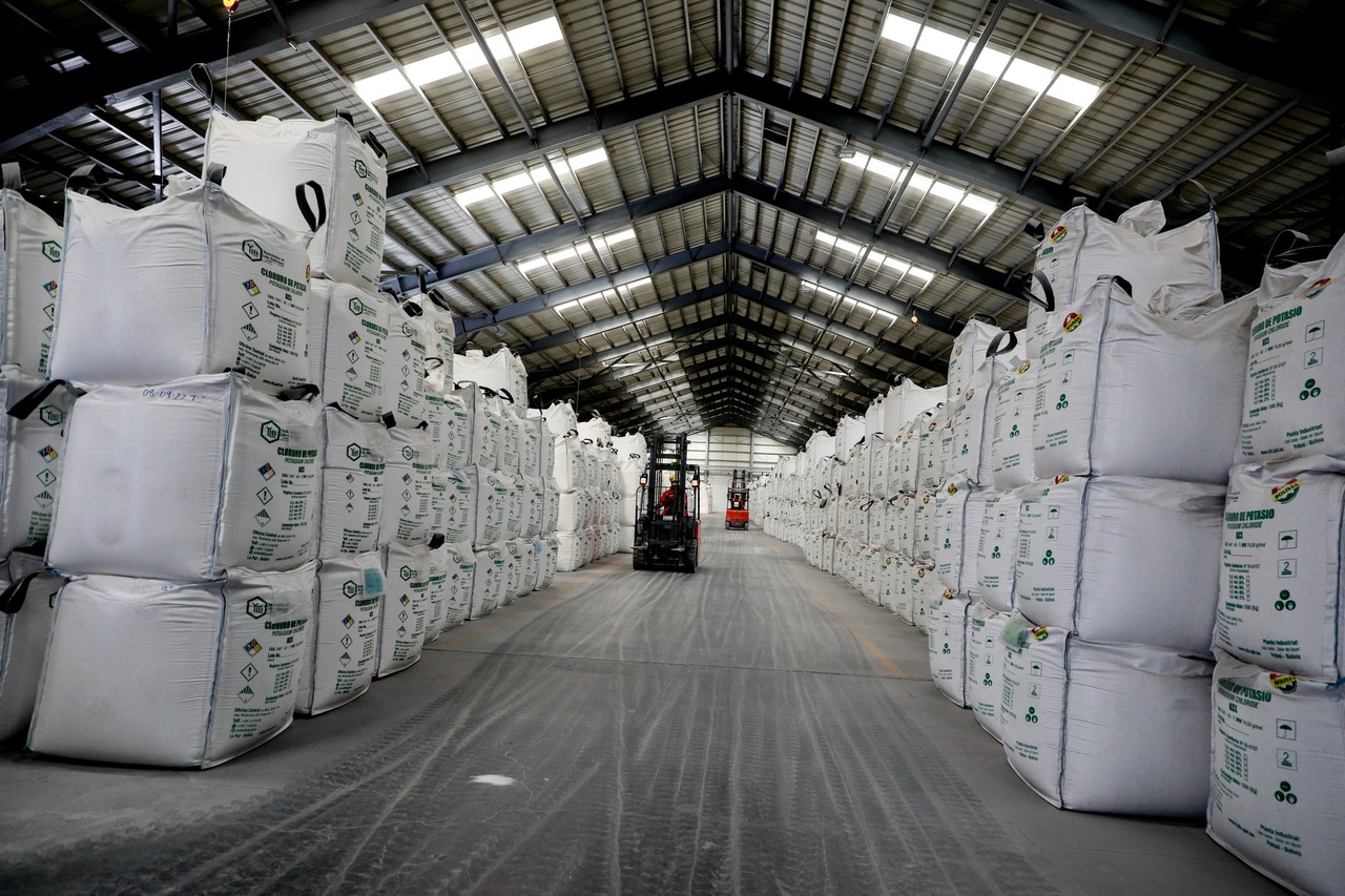 Bolivia inicia el 2025 con la venta de carbonato de litio por $us 4,2 millones