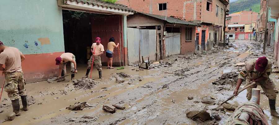 Registran 42 fallecidos y 186.056 familias afectadas por las persistentes lluvias en Bolivia