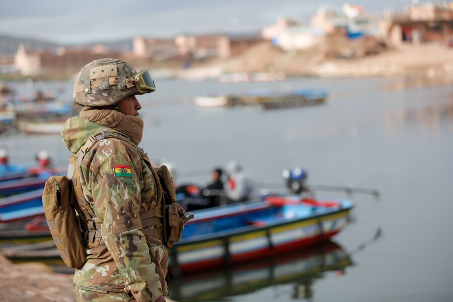 Arce instruye controles más rigurosos en fronteras para combatir el contrabando a la inversa