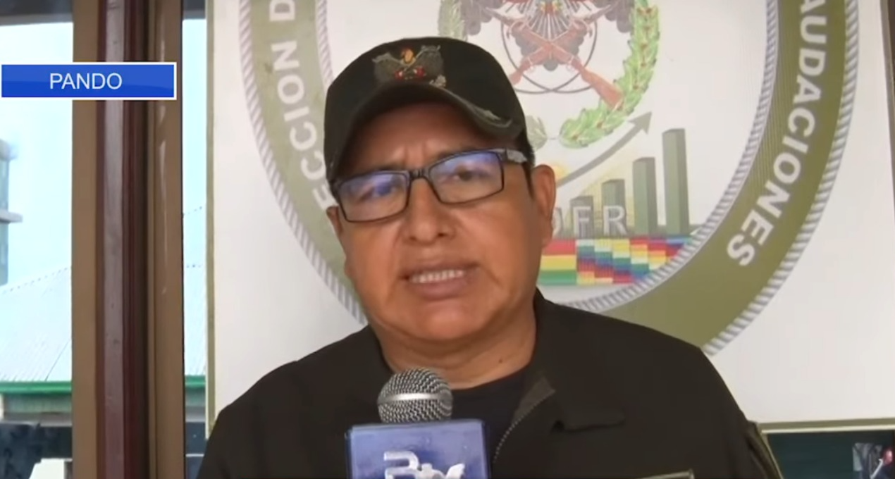 Jefe de fiscalización y control de recaudaciones de la Policía, Jhamil Castilo. Captura: Btv