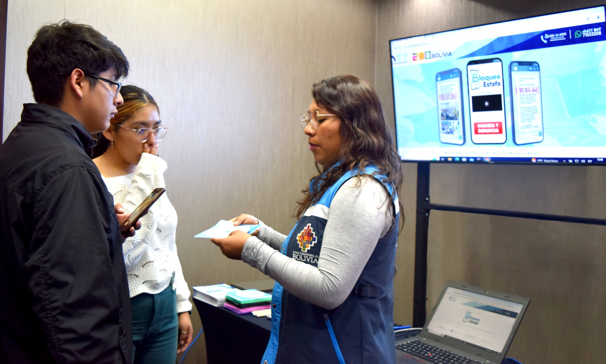 Plataforma “Bloquea la Estafa” de la ATT atendió 9.494 denuncias y suspendió a 6.469 líneas móviles