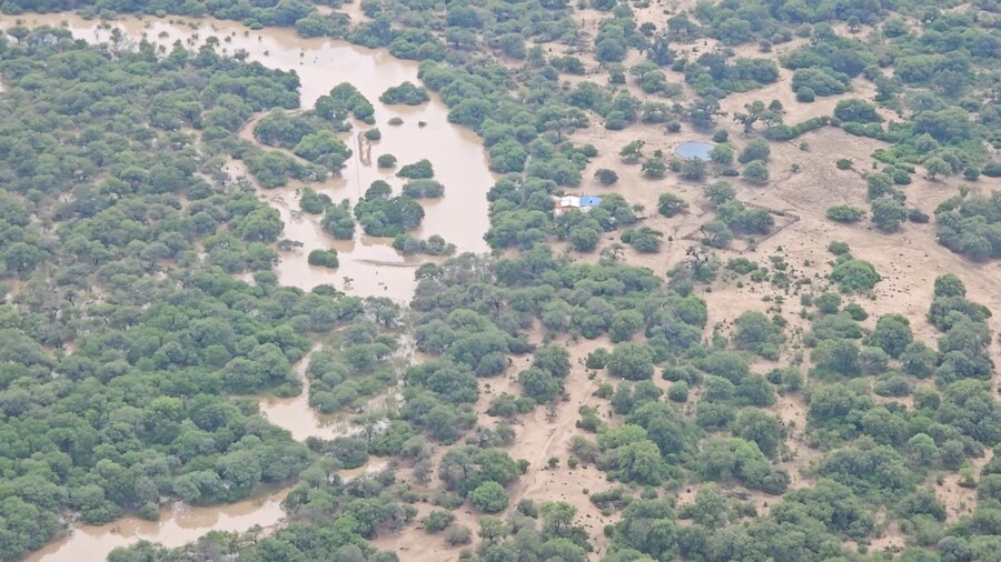 Sobrevuelan el río Pilcomayo tras desborde, al menos diez comunidades sufrieron graves afectaciones