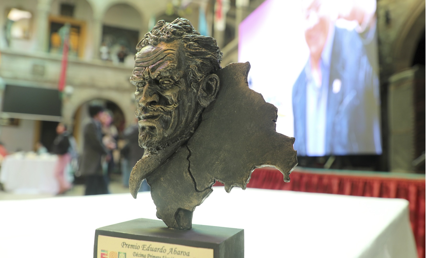 Entregarán premios por más de Bs 1,5 millones a los 90 artistas ganadores del Premio Plurinacional Eduardo Abaroa 