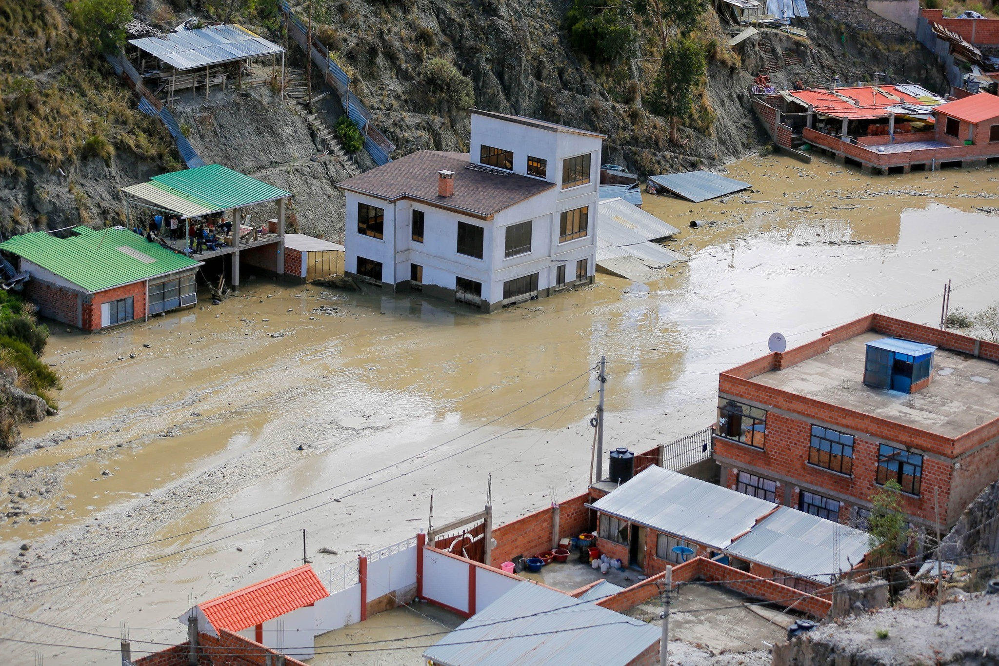 Ingenieros advierten que la zona Bajo Llojeta no es habitable tras el deslizamiento