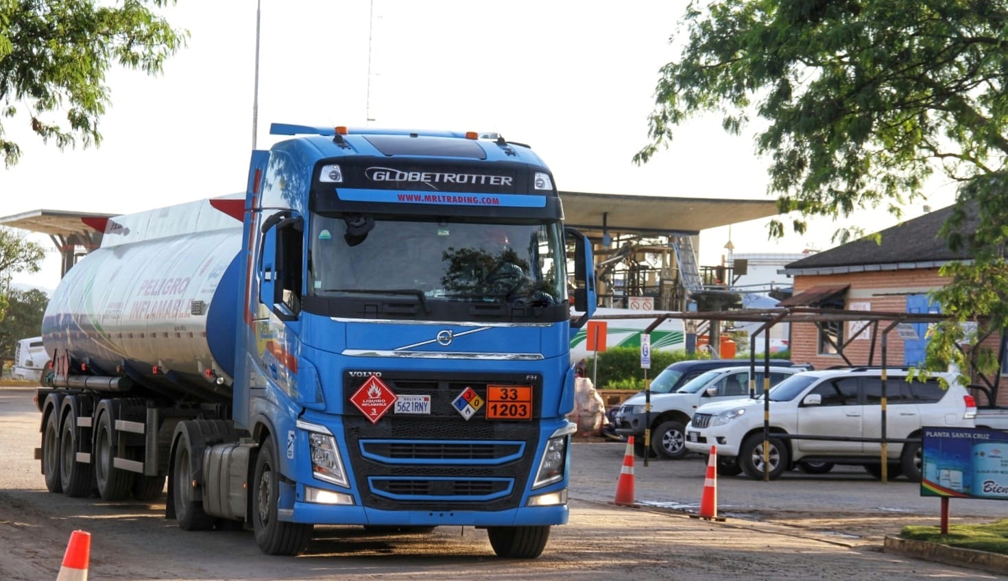 YPFB incrementará en más del 100% importación de combustible para subir provisión de gasolina y diésel