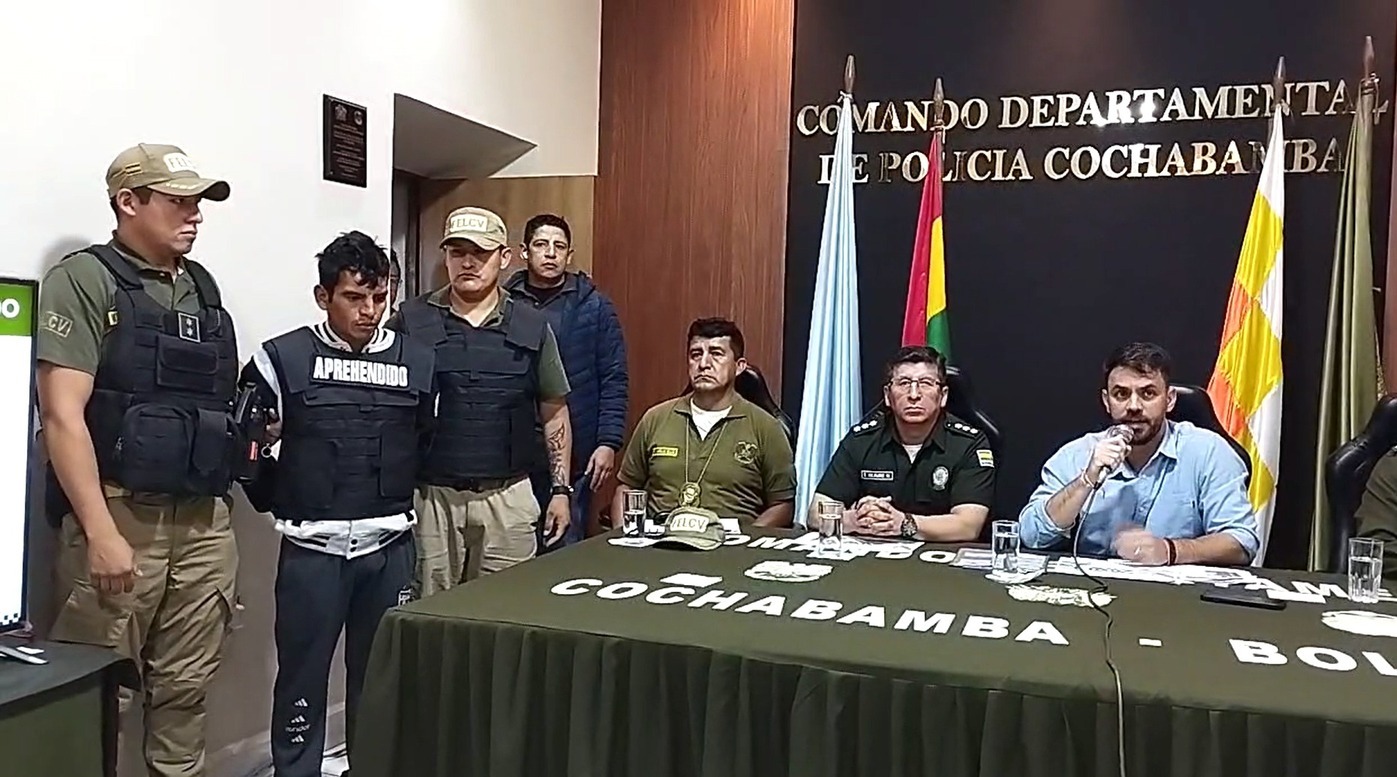 Conferencia de prensa del ministro de Gobierno, Eduardo del Castillo.