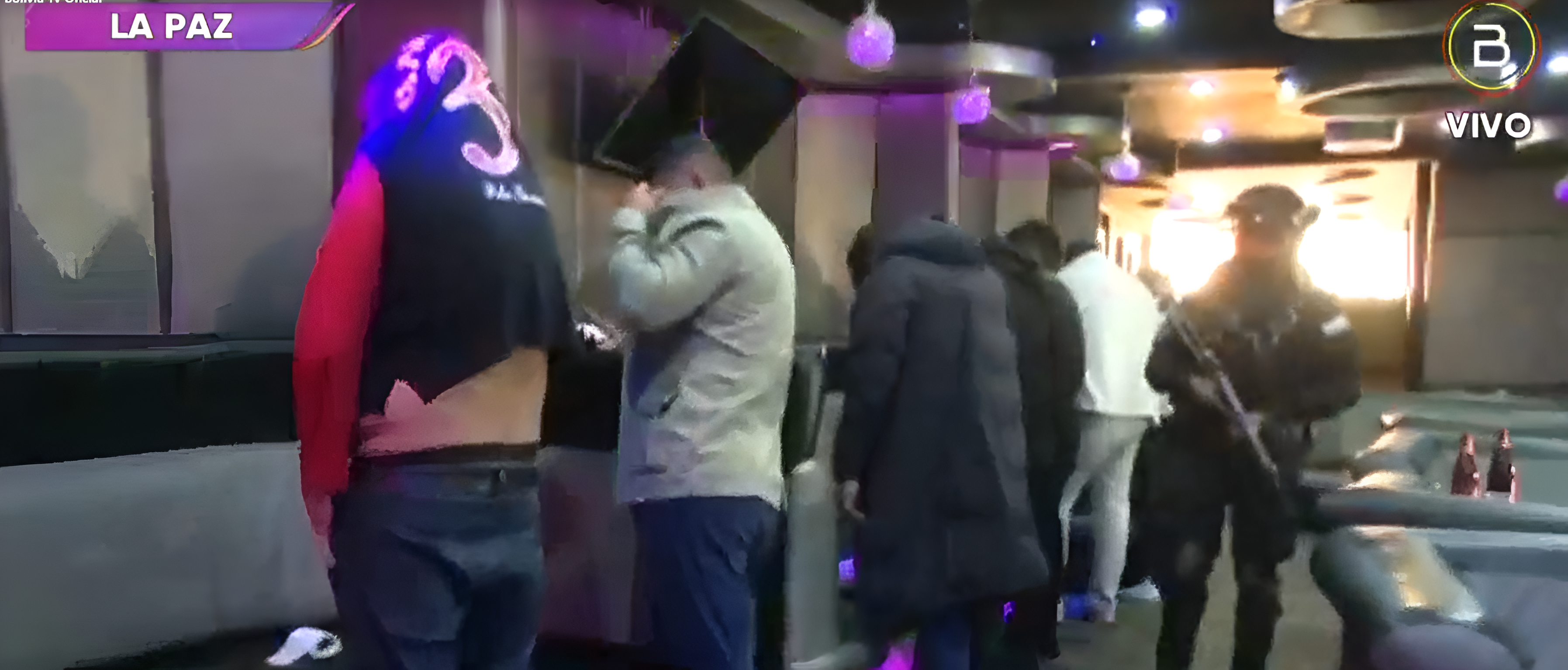 Intervienen bar clandestino y aprehenden a 22 personas en Villa Fátima