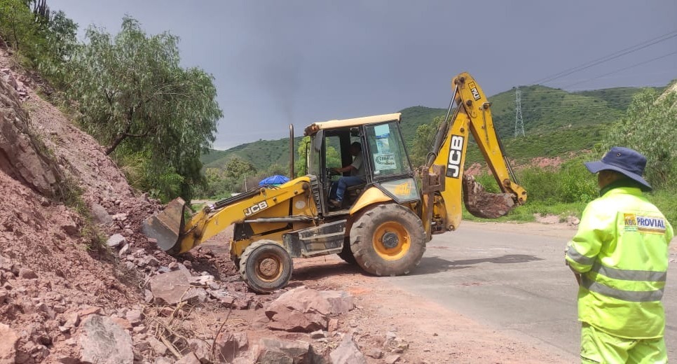Tráfico vehicular en un sector del tramo San Javier – San Ramón estará cerrado hasta el domingo 