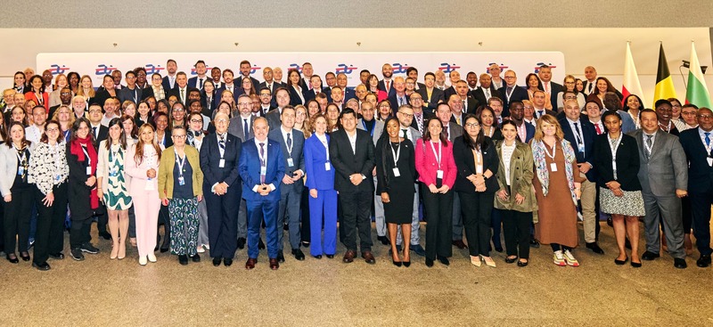 Bolivia reafirma su compromiso internacional de luchar contra las drogas en reunión CELAC–UE en Polonia