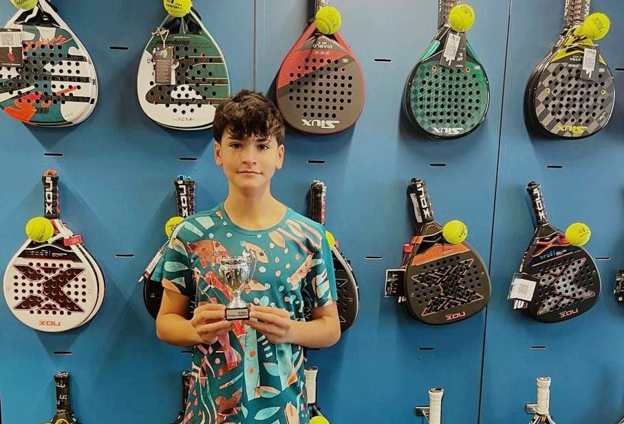 Sueño Bicentenario: Becario busca subir su ranking en la Gira Cosat y el ITF World Tennis Tour Juniors 