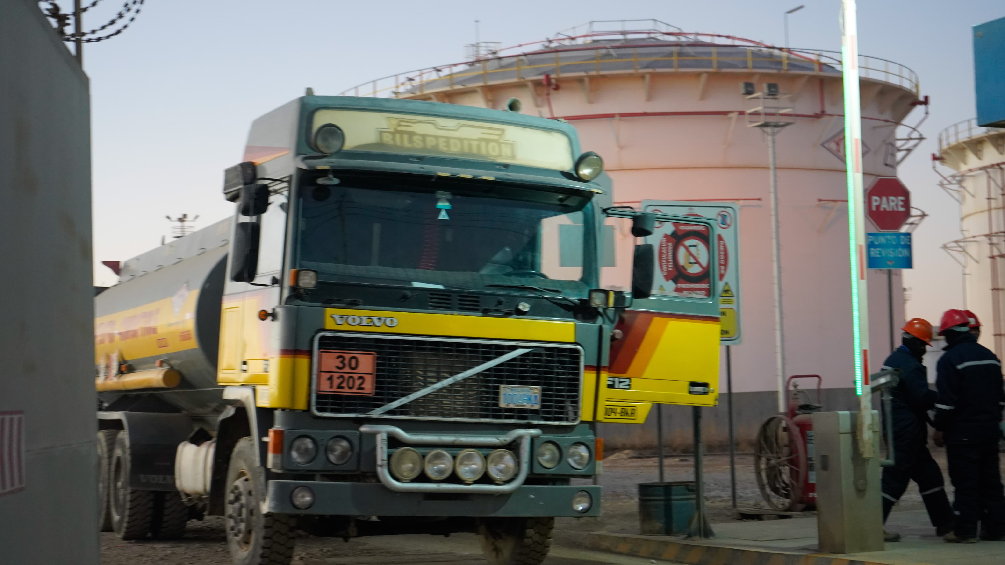 Despachos de combustibles suben al 100% y esperan regularizar provisión en las próximas horas