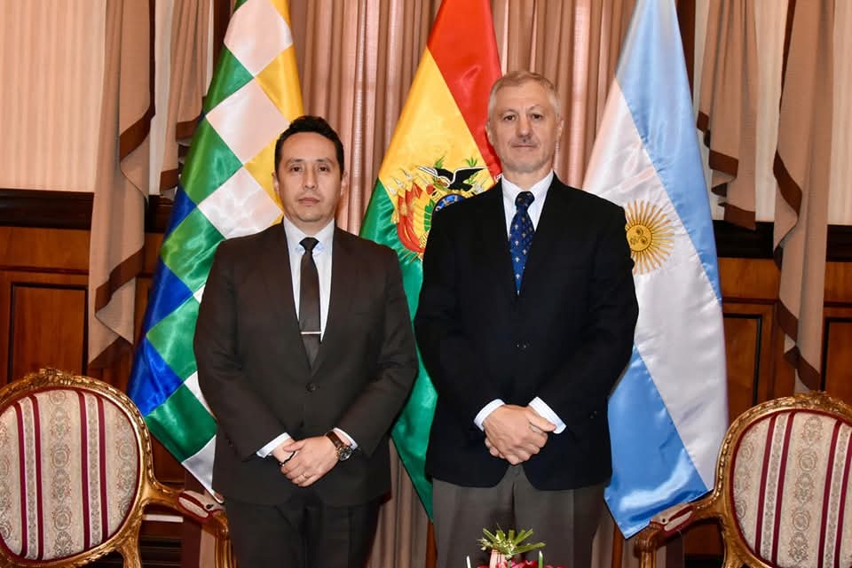 Bolivia solicita a Argentina informe sobre modificaciones al régimen migratorio