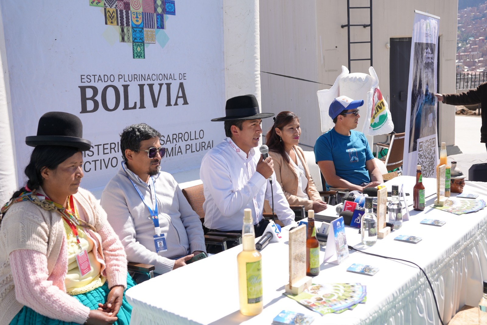 Denuncian que amenazas evistas de bloqueo de caminos ahuyentan a turistas y asfixian la economía del país 