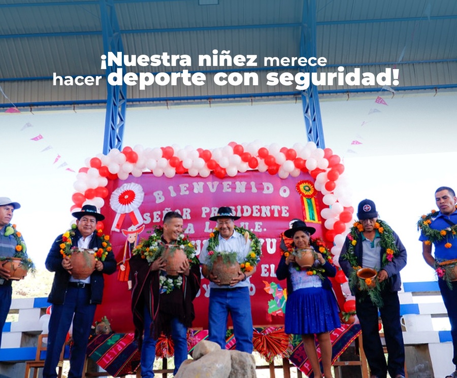 Gobierno construye 19 tinglados en colegios de municipios de Chuquisaca