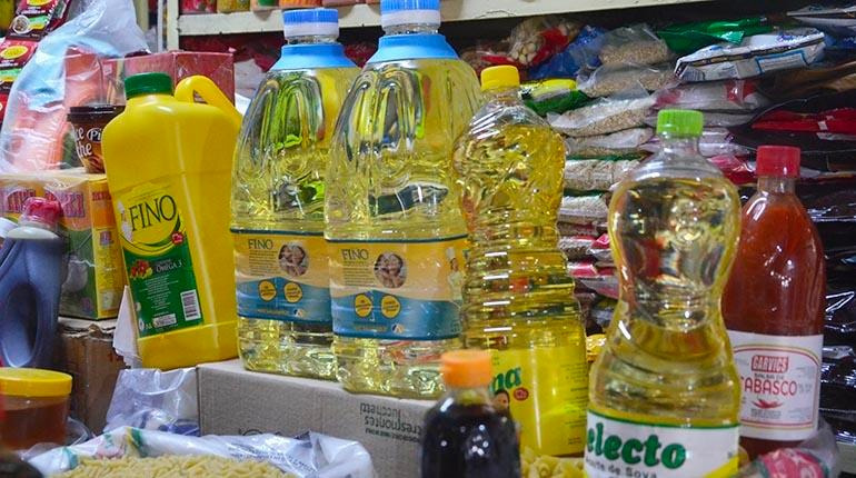 Emapa raciona venta de aceite y garantiza distribución equitativa ante escasez provocada por el agio