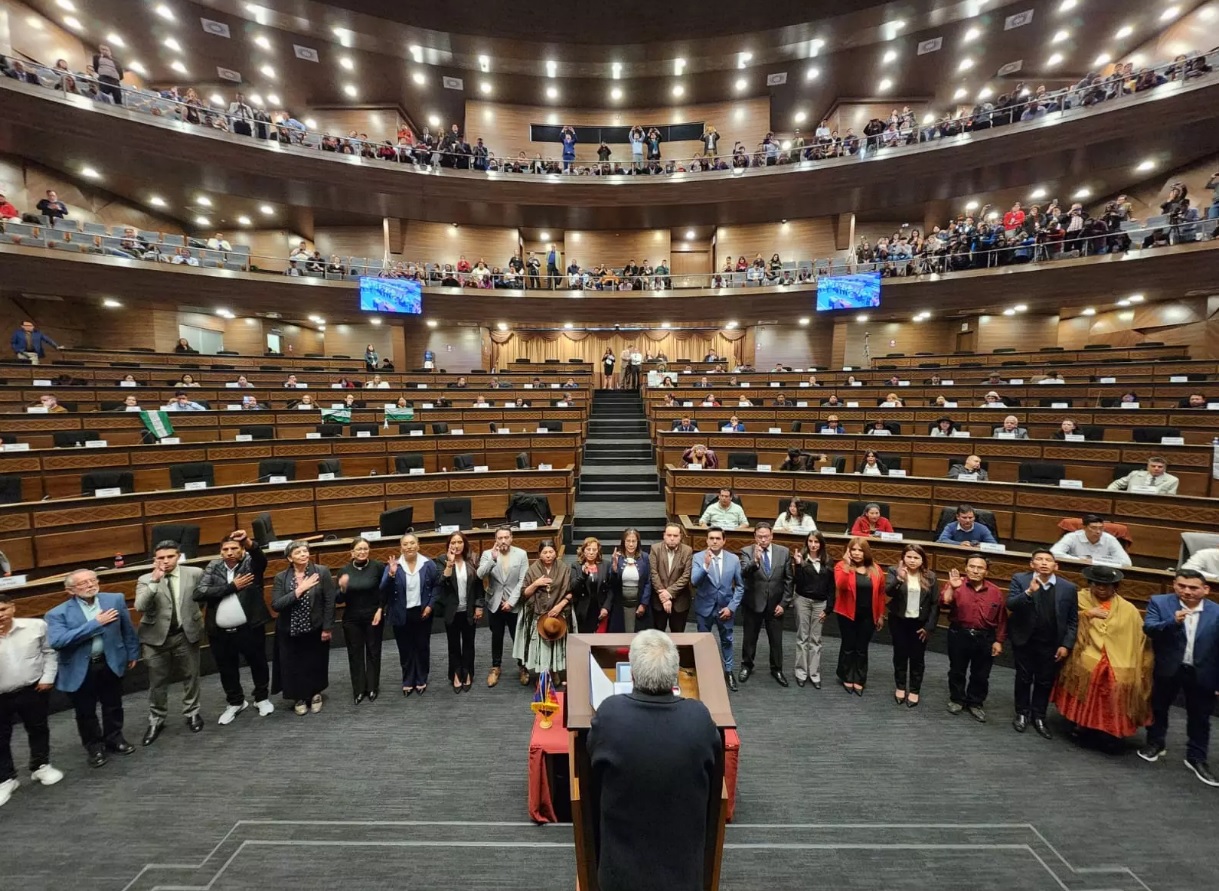 Juran 124 de 130 diputados titulares electos